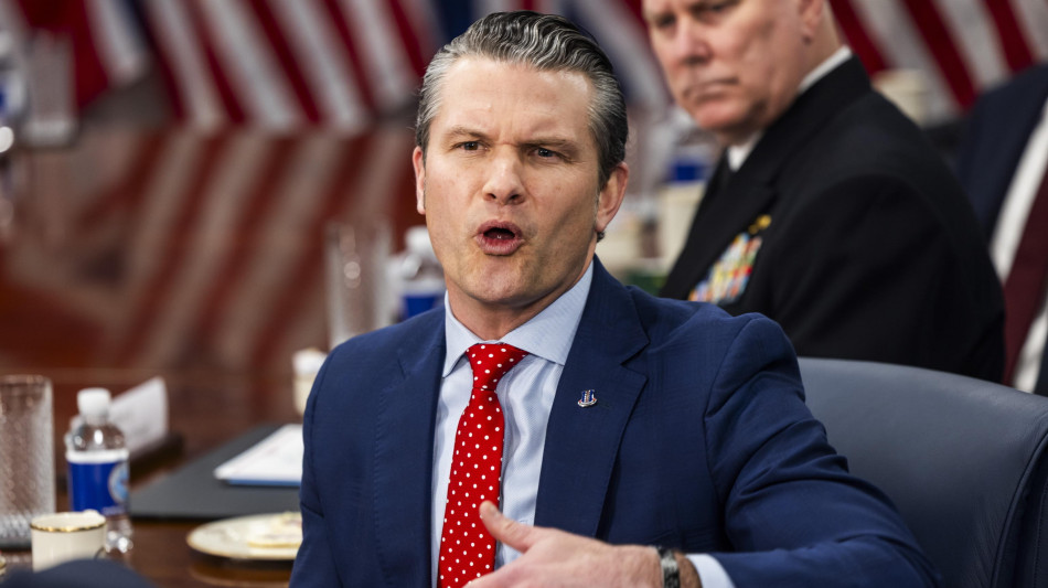 Pentagono ordina alla US Naval Academy la rimozione di 400 libri