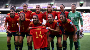 Las jugadoras espa&ntilde;olas, apoyadas por Putellas, afirman "que no han renunciado a la selecci&oacute;n"