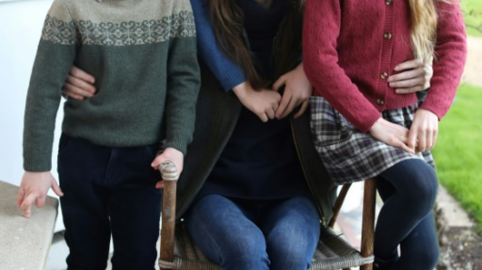 Primera imagen oficial de la princesa Catalina tras semanas de ausencia medi&aacute;tica