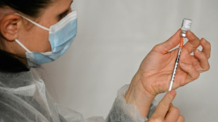 Covid: la quatri&egrave;me dose ouverte &agrave; tous les soignants, sans obligation