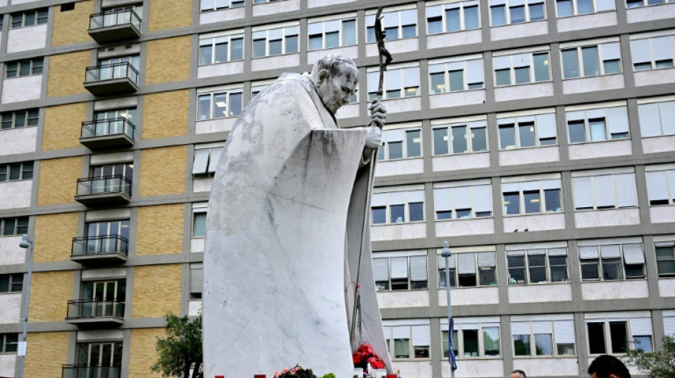 "Lo amamos mucho": Maduro dice que envi&oacute; una carta al papa Francisco