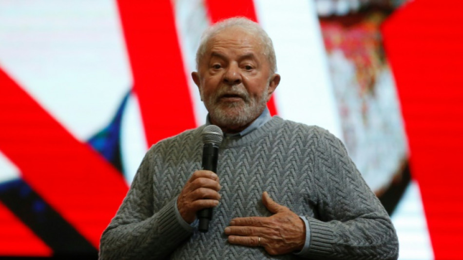 Lula mantiene ventaja sobre Bolsonaro en la carrera presidencial, seg&uacute;n un sondeo