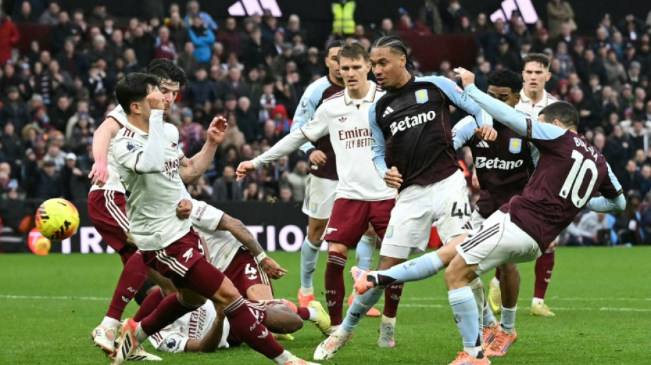Foot: Aston Villa inflige à Arsenal (2-1) sa deuxième défaite de la saison