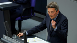 Streit um Lindners Plan zum Freibetrag: M&uuml;tzenich fordert v&ouml;llig neues Kindergeld