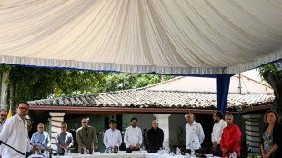 Bogota et la gu&eacute;rilla de l'ELN annoncent la reprise des n&eacute;gociations