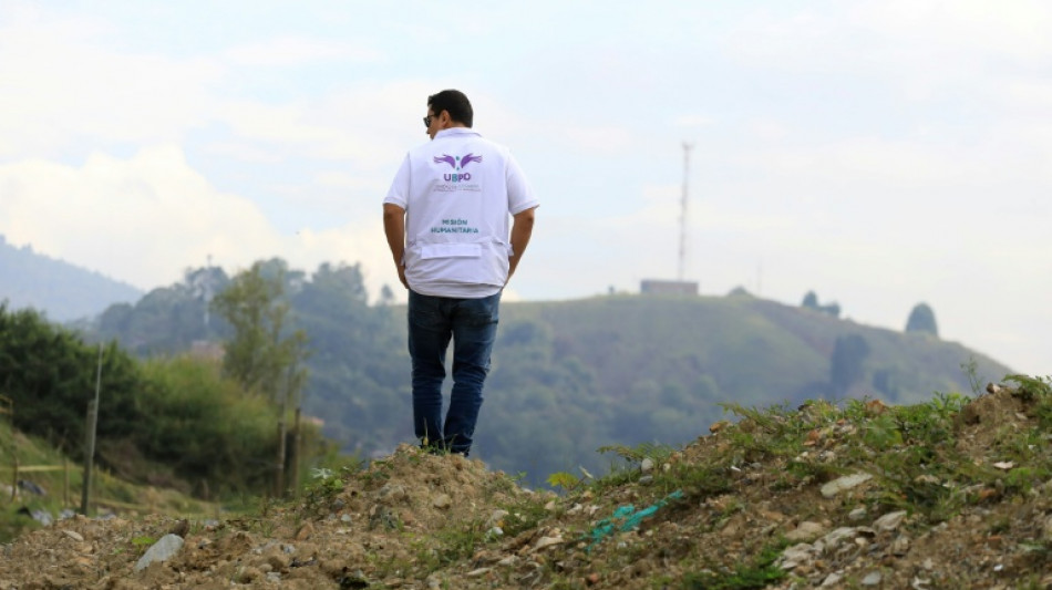Un sitio emblem&aacute;tico de la guerra en Colombia da esperanzas tras los primeros hallazgos de cuerpos