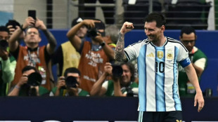 Messi completa 39 anos no topo do mundo