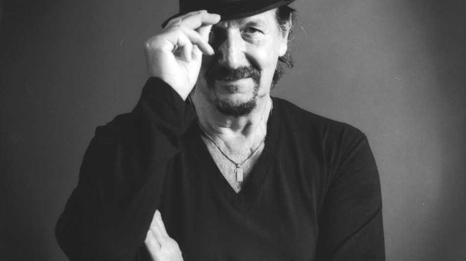 Andrea Mingardi in tour racconta cinquant'anni di eventi