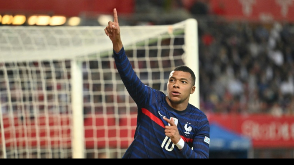 Ligue des nations: les Bleus &eacute;vitent le trou d'air gr&acirc;ce &agrave; Mbapp&eacute;