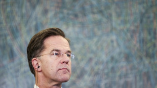 Dirigentes de la UE se re&uacute;nen para hablar sobre defensa, pero los aranceles se meten en la agenda