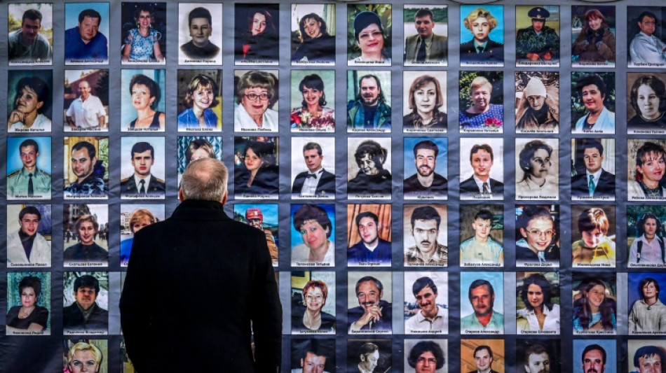 Russie: 20 ans apr&egrave;s, d'ex-captifs revivent la prise d'otage de la Doubrovka