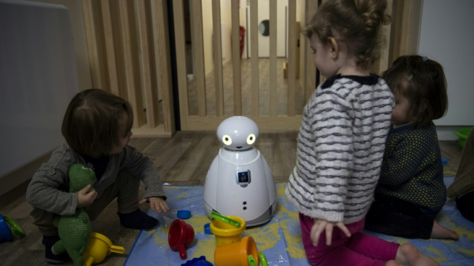 LED dans des jouets: il faut r&eacute;viser la norme UE pour prot&eacute;ger les yeux enfantins, selon l'Anses