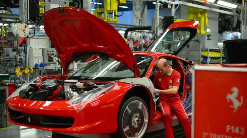 Ferrari suspende su producci&oacute;n para el mercado ruso