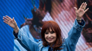 La expresidenta Kirchner anuncia su candidatura para legisladora de Buenos Aires