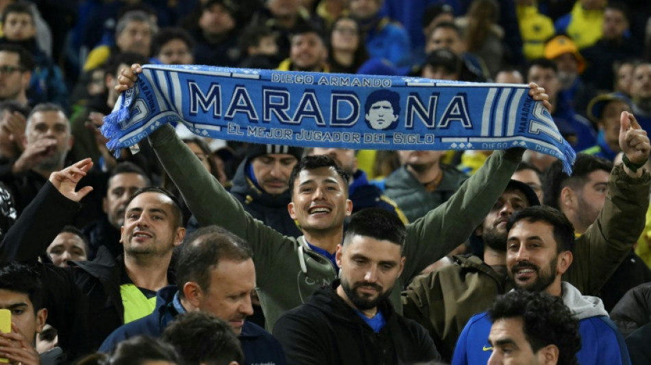 Mort de Maradona: le proc&egrave;s de son &eacute;quipe m&eacute;dicale encore report&eacute;