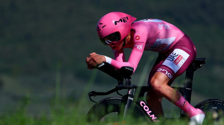 Tour d'Italie: la fus&eacute;e Pogacar satellise la concurrence