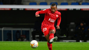 Espagne: le FC Barcelone officialise le transfert du d&eacute;fenseur fran&ccedil;ais Jules Kound&eacute;