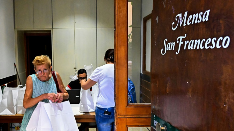 Italie: dans le sud pauvre, les soupes populaires font le plein