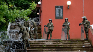 Tens&atilde;o prossegue no Kosovo ap&oacute;s nova manifesta&ccedil;&atilde;o de s&eacute;rvios