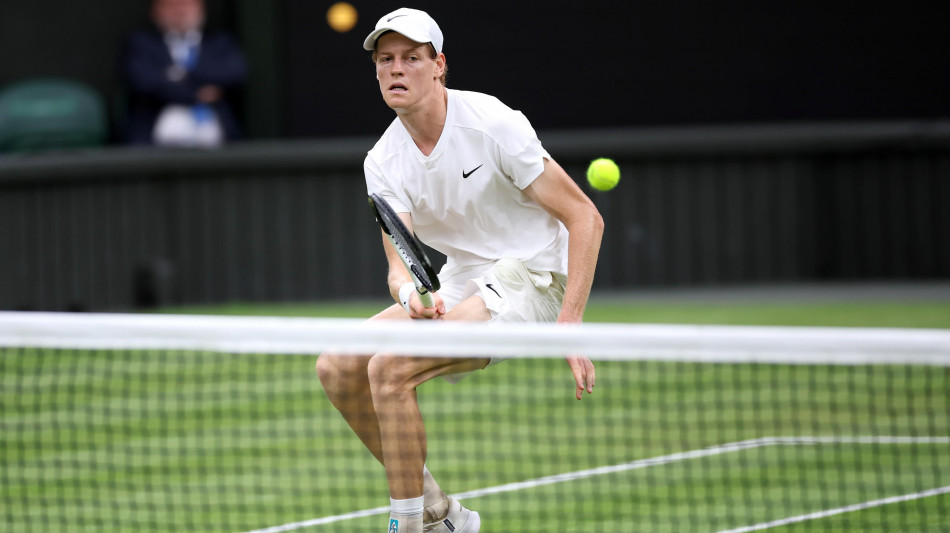 Parigi: Malag&ograve;, un abbraccio a Gimbo, a Dell'Aquila e a Sinner