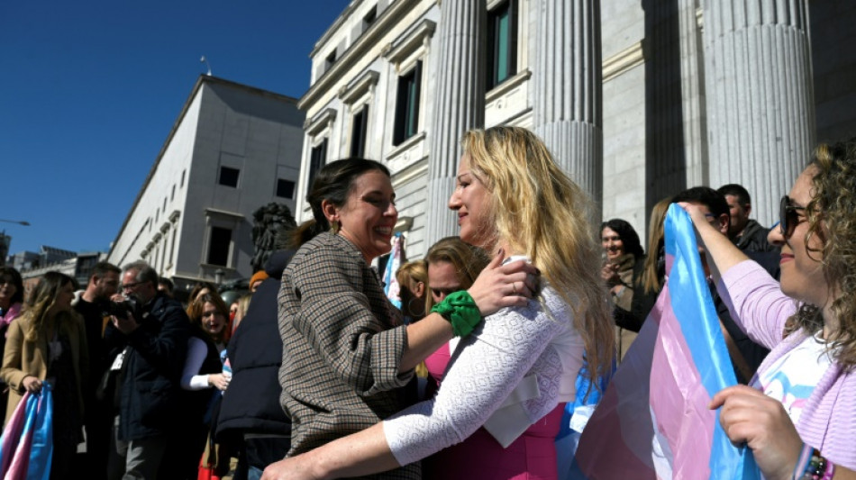 Spanien verabschiedet Gesetze f&uuml;r "Menstruationsurlaub" und freie Geschlechtswahl ab 16 Jahren
