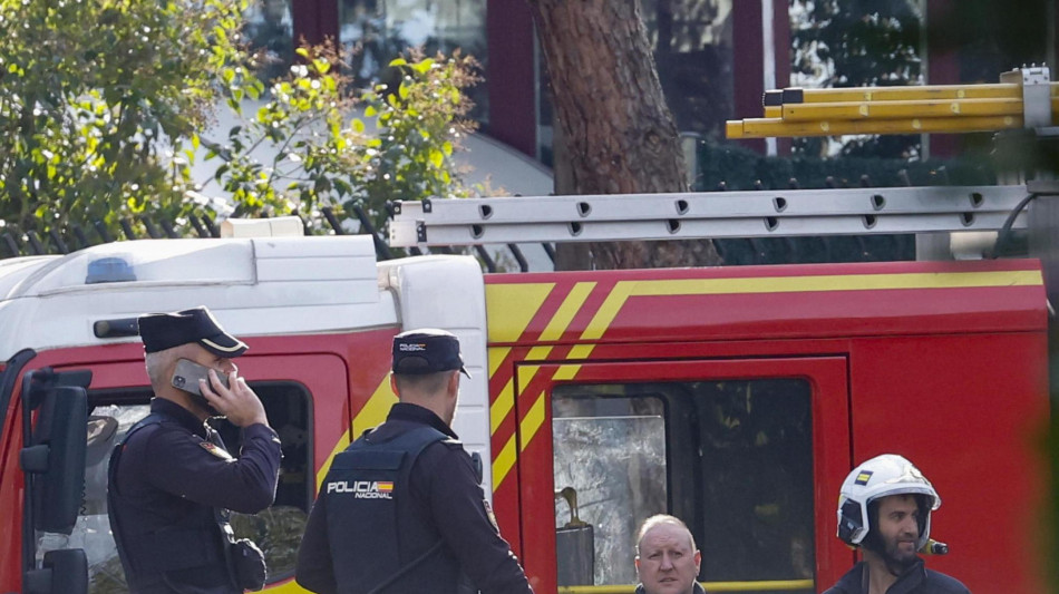 Almeno 25 feriti in esplosione a Madrid, ipotesi fuga gas