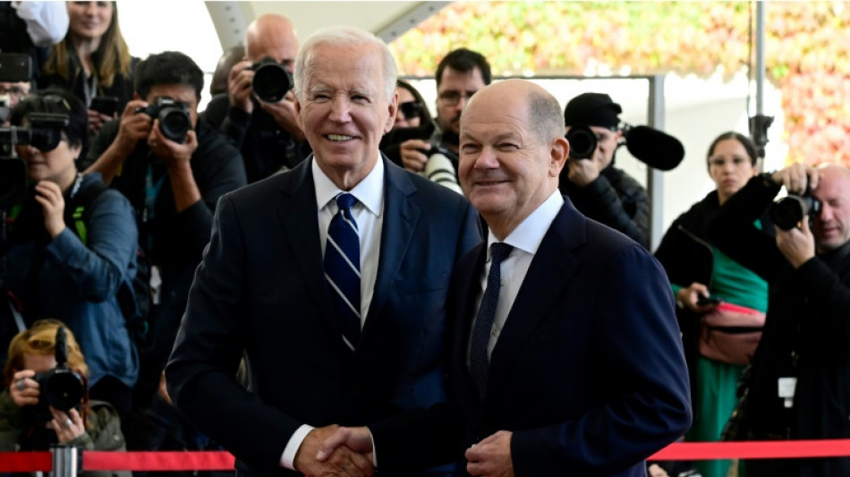 Biden pede a Berlim que mantenha apoio &agrave; Ucr&acirc;nia at&eacute; que uma 'paz justa' seja alcan&ccedil;ada