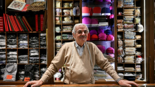 'Concurso de batinas': O que o novo papa vestir&aacute;?