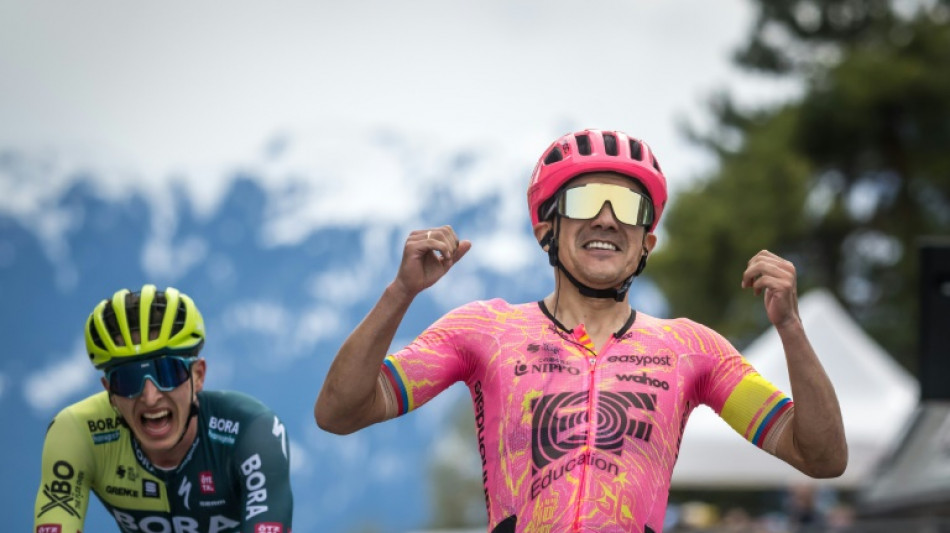 Tour de Romandie: Carapaz s'envole, Ayuso explose et c&egrave;de le jaune &agrave; Rodriguez