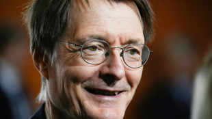 Lauterbach will Pflegekr&auml;ften mehr medizinische Kompetenzen geben