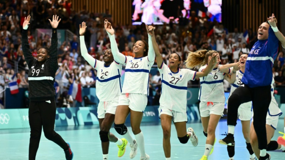 Hand: sans-faute pour les Bleues, qui perdent peut-&ecirc;tre Grandveau