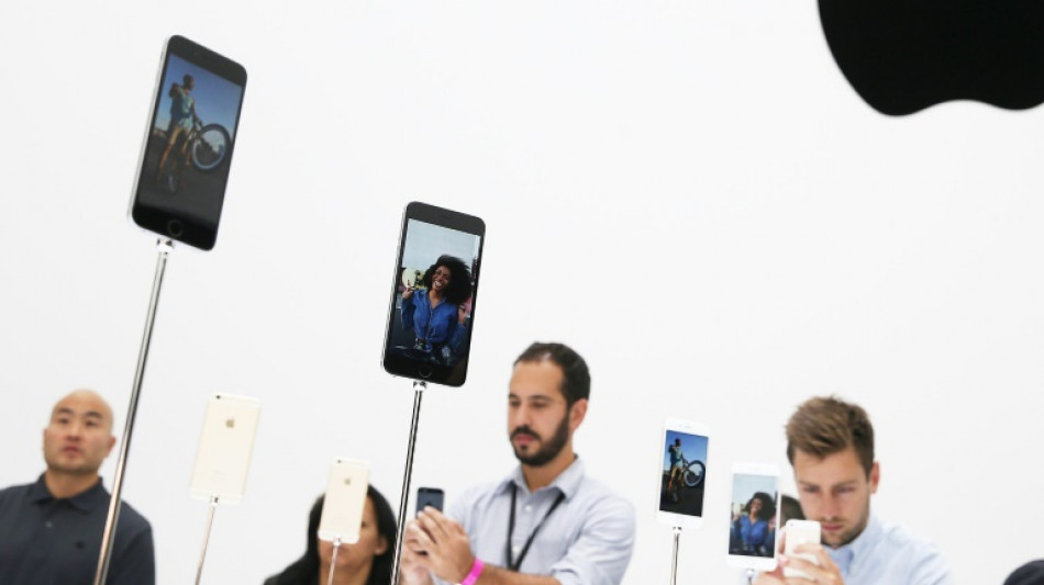 Apple faces &pound;750 mn lawsuit over iPhone software update