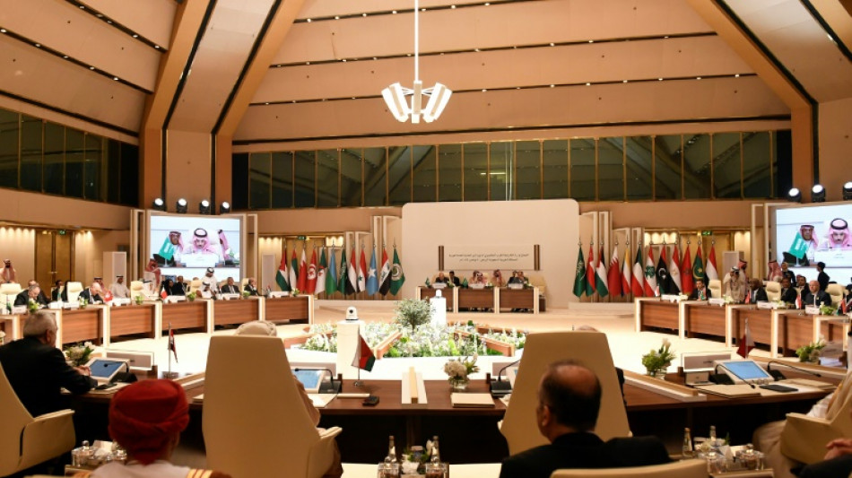 L&iacute;deres &aacute;rabes e mu&ccedil;ulmanos criticam Israel em c&uacute;pula sobre conflito em Gaza