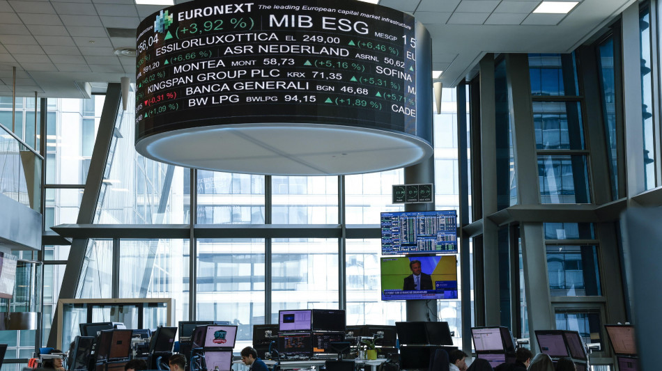 Borsa: l'Europa viaggia contrastata, lente sulla Francia