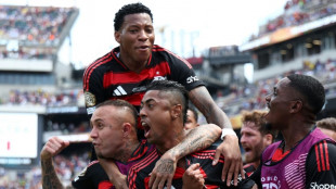 Flamengo vence Chelsea (3-1) e &eacute; 1&ordm; time classificado para oitavas da Copa de Clubes