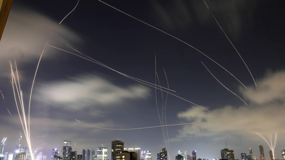 Idf, danneggiati i 2/3 dei lanciatori di missili iraniani