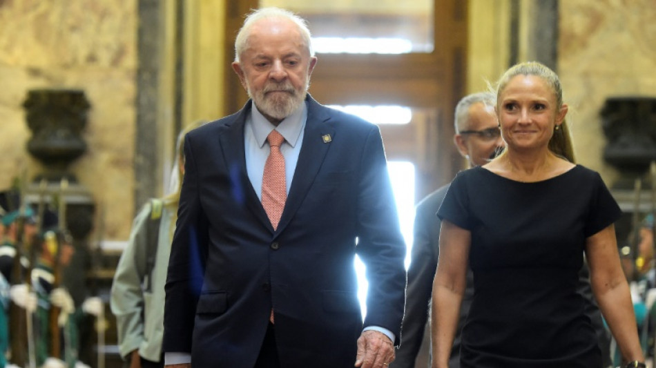 Lula chama discuss&atilde;o entre Trump e Zelensky de 'cena grotesca'