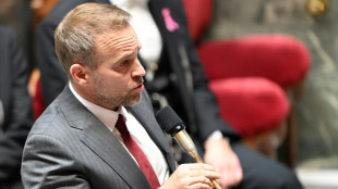 Le ministre de l'Industrie s'attend &agrave; de nouvelles annonces de fermetures de sites