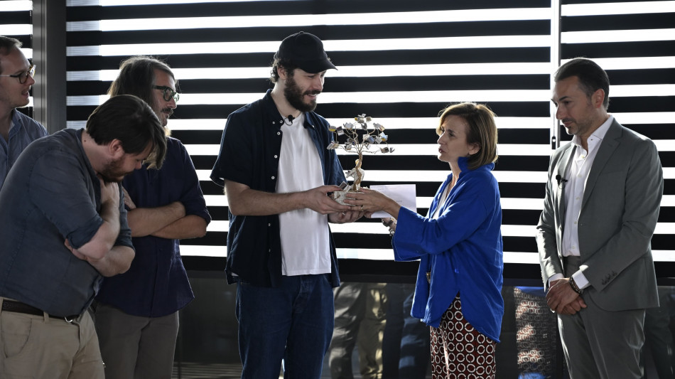 Pinguini Tattici Nucleari, premio per brano su Giulia Tramontano