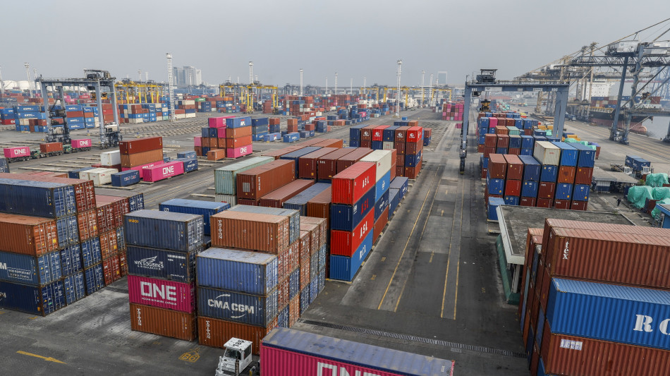 Pechino, 'gli Usa cancellino totalmente i dazi reciproci'