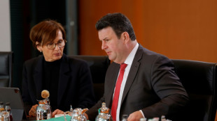 Heil besorgt &uuml;ber hohe Zahl junger Menschen ohne Ausbildung