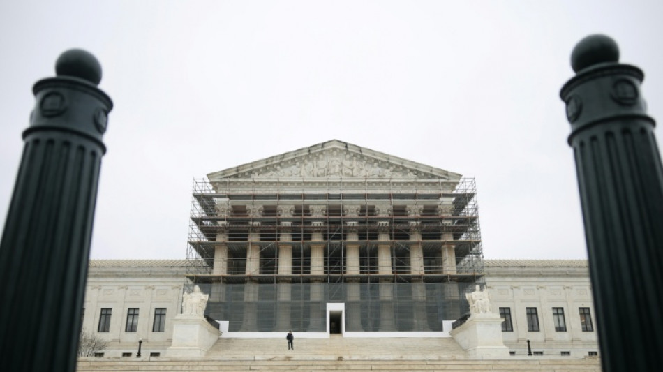 Suprema Corte dos EUA permite que exclus&atilde;o de militares trans entre em vigor