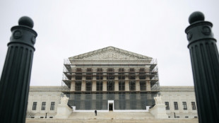 Suprema Corte dos EUA permite que exclus&atilde;o de militares trans entre em vigor