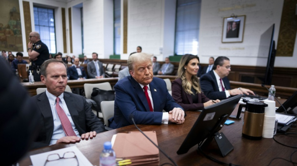 Gericht hebt Millionenbu&szlig;e gegen Trump auf - Berufung angek&uuml;ndigt