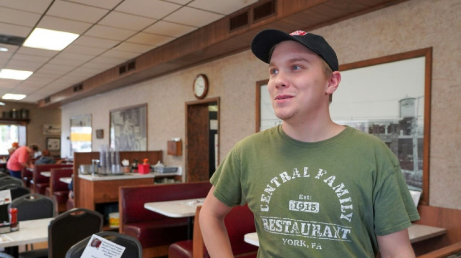 Un boulot le jour, un autre le soir, les &eacute;lecteurs am&eacute;ricains essaient de joindre les deux bouts