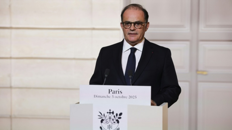 Lecornu choisit un gouvernement quasiment inchang&eacute;, avec Lescure &agrave; Bercy et Le Maire aux Arm&eacute;es