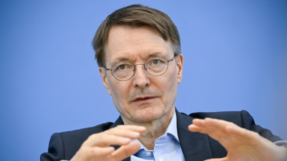 Lauterbach k&uuml;ndigt nationalen Hitzeschutzplan f&uuml;r Deutschland an