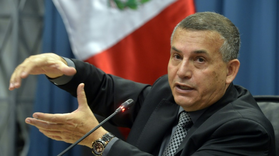 El m&aacute;ximo tribunal de Per&uacute; anula la sentencia a un exmilitar y exministro condenado por el asesinato de un periodista