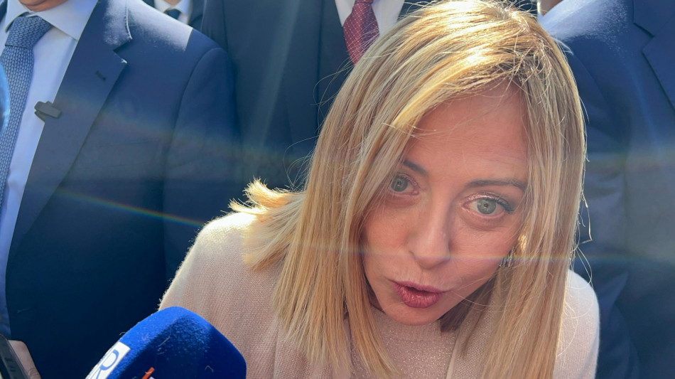 Meloni, preoccupata per i dazi, ma nessun allarmismo
