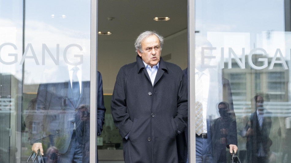 Platini, 'Conte? giocatori fanno grandi le squadre, non tecnici'